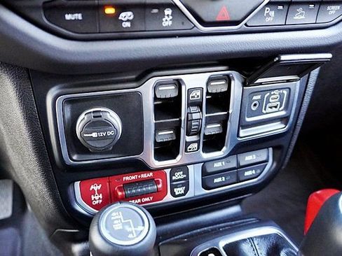 Certified 2024 Jeep Wrangler Unlimited Rubicon 392 image 37