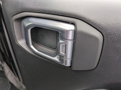 Used 2021 Jeep Gladiator Mojave w/ LED Lighting Group image 32