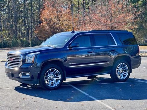 Used 2018 GMC Yukon SLT w/ Premium Edition image 2