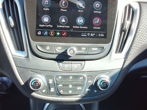 Used 2022 Chevrolet Malibu LT image 8