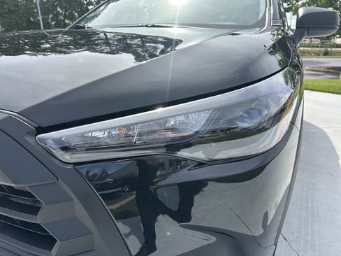 Certified 2026 Toyota Corolla Cross L FWD image 6