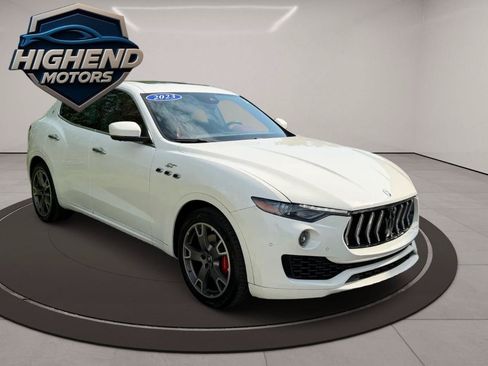 Used 2023 Maserati Levante GT AWD/4WD image 8