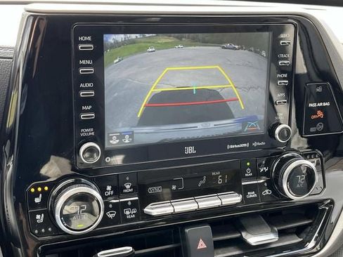 Used 2021 Toyota Highlander Limited image 39