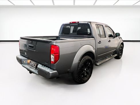 Used 2021 Nissan Frontier SV w/ Midnight Edition Floor Mats RWD image 4