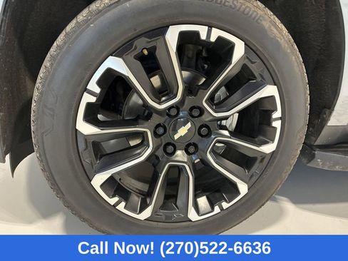 Used 2022 Chevrolet Suburban High Country image 10