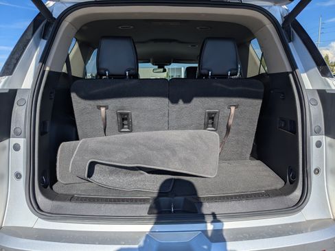 Certified 2019 GMC Acadia Denali AWD/4WD image 35