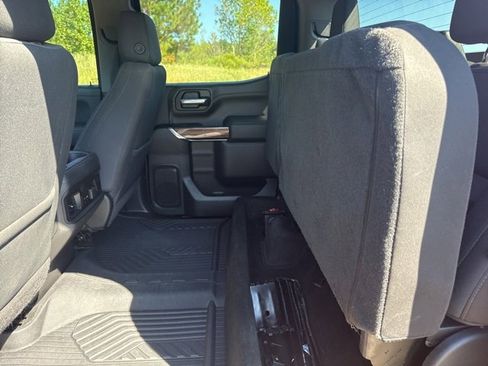 Used 2022 Chevrolet Silverado 1500 LT Trail Boss w/ Bed Protection Package image 13