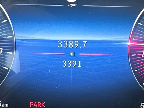 Used 2026 Mercedes-Benz GLA 250 image 4