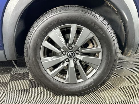 Used 2022 Nissan Pathfinder SV w/ SV Premium Package image 35