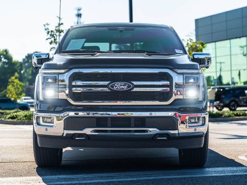 Used 2024 Ford F150 Lariat w/ FX4 Off-Road Package AWD/4WD image 2