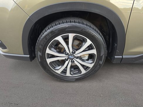 Used 2023 Subaru Forester Limited AWD/4WD image 25