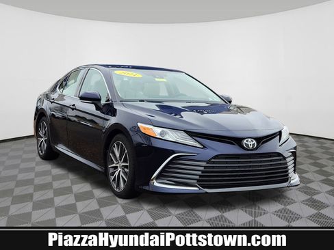Used 2021 Toyota Camry XLE w/ Navigation Package image 1