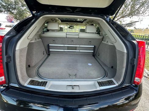 Used 2012 Cadillac SRX Luxury image 19