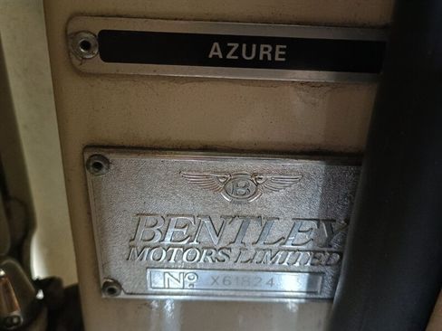 Used 1999 Bentley Azure RWD image 28