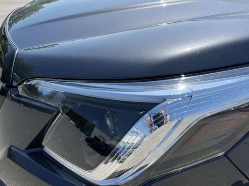 Certified 2024 Subaru Forester Premium AWD/4WD image 9