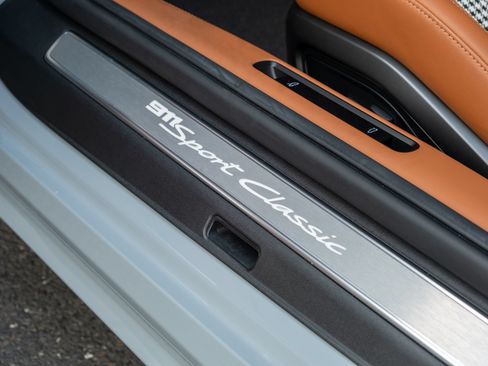 Used 2023 Porsche 911 Sport Classic RWD image 50