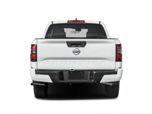 Used 2026 Nissan Frontier SV w/ All-Weather Content Package AWD/4WD image 8