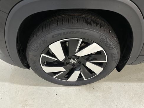 New 2026 Volkswagen Atlas Cross Sport SE AWD/4WD image 11