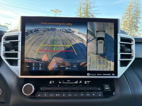 Used 2024 Toyota Sequoia Platinum image 18