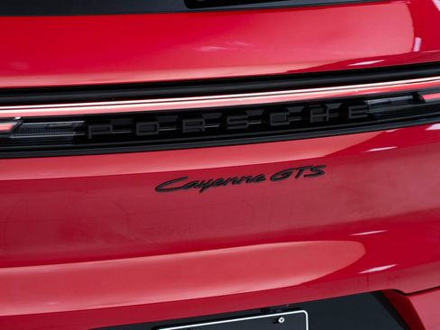 Used 2025 Porsche Cayenne GTS image 14