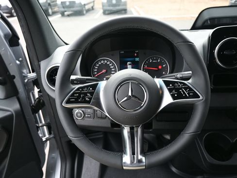 Used 2026 Mercedes-Benz Sprinter 2500 image 2
