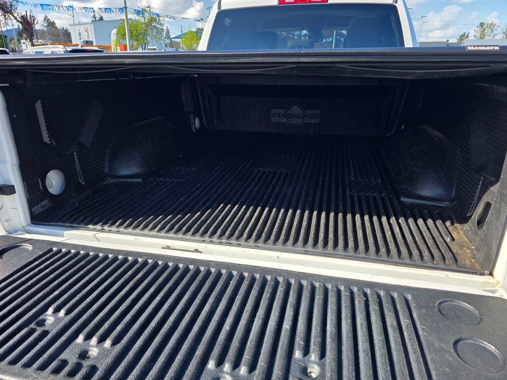 Used 2021 RAM 1500 Classic SLT w/ Protection Group AWD/4WD image 27