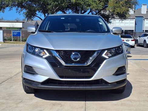 Used 2022 Nissan Rogue Sport S image 4