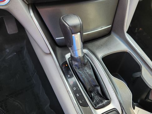 Used 2020 Honda Accord LX image 22