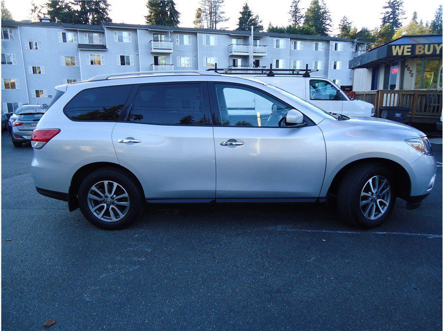 Used 2013 Nissan Pathfinder SV AWD/4WD image 5