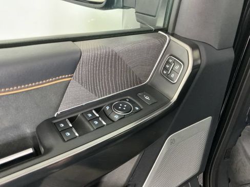 Used 2023 Ford F350 Platinum AWD/4WD image 18