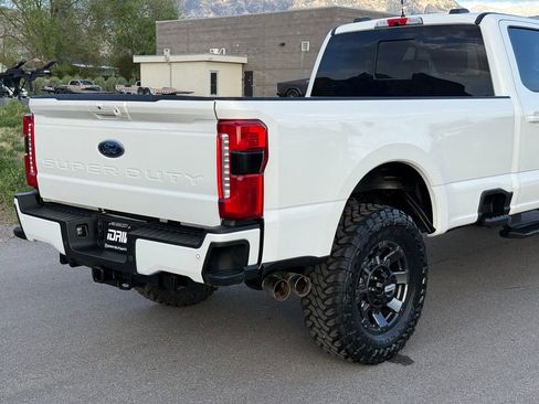 Used 2024 Ford F350 Lariat w/ Lariat Ultimate Package AWD/4WD image 10