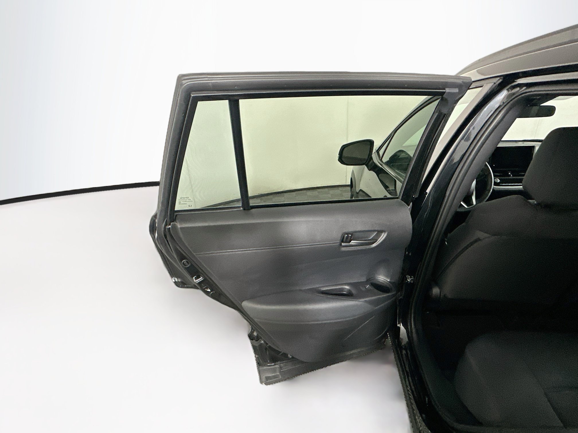 Used 2026 Toyota Corolla Cross LE FWD image 26