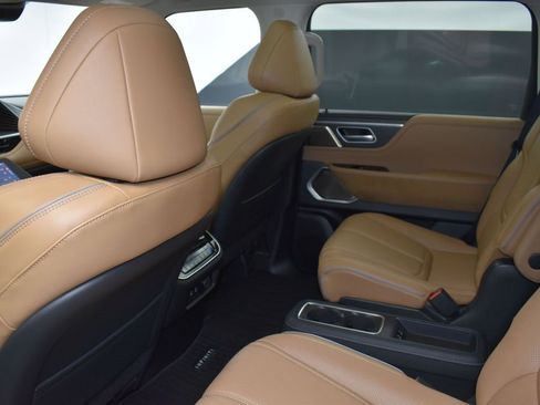 Certified 2025 INFINITI QX80 Sensory image 15