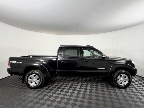 Used 2015 Toyota Tacoma 4x4 Double Cab w/ TRD Sport Package image 7