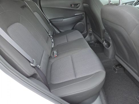 Used 2023 Hyundai Kona SEL AWD/4WD image 24