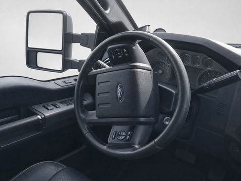 Used 2016 Ford F350 Lariat w/ Lariat Ultimate Package AWD/4WD image 16