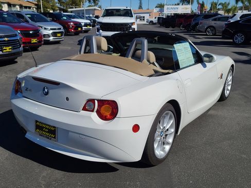Used 2003 BMW Z4 2.5i image 14