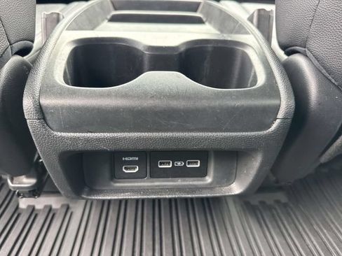 Used 2022 Honda Odyssey Touring image 18