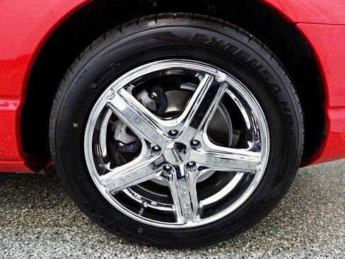 Used 2004 Ford Thunderbird RWD image 17