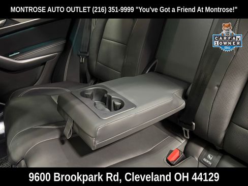 Used 2025 Jaguar F-PACE R-Dynamic S image 36