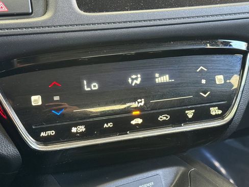 Used 2022 Honda HR-V EX image 19