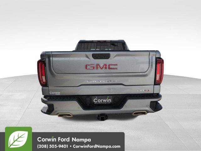 Used 2024 GMC Sierra 1500 AT4 w/ Technology Package AWD/4WD image 4
