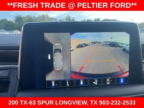 Used 2024 Chevrolet Tahoe Z71 w/ Luxury Package image 21