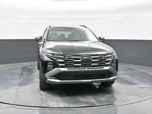 Certified 2025 Hyundai Tucson Limited image 2