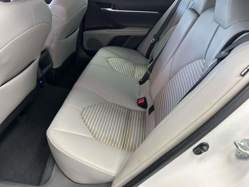 Used 2023 Toyota Camry SE FWD image 14