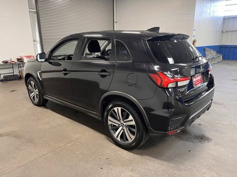 Used 2021 Mitsubishi Outlander Sport SE image 5
