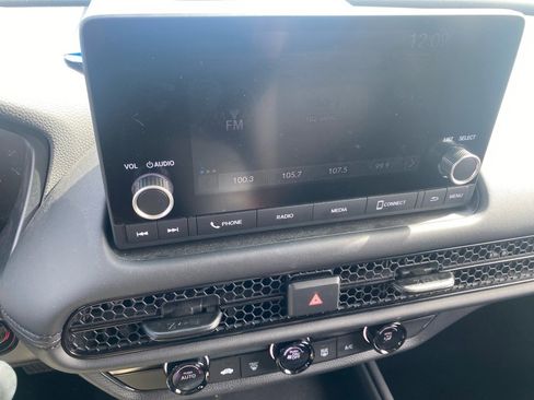 Certified 2025 Honda HR-V LX image 21