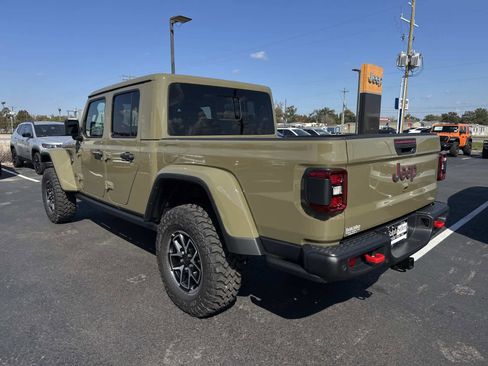 New 2025 Jeep Gladiator Rubicon image 4