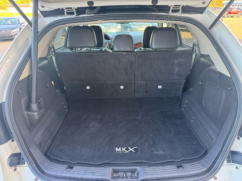 Used 2011 Lincoln MKX AWD w/ 102A Rapid Spec Order Code image 8