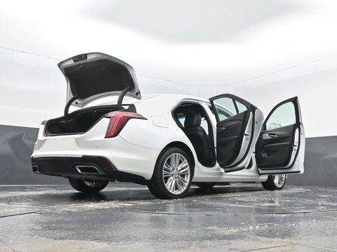 Used 2021 Cadillac CT4 Premium Luxury image 35